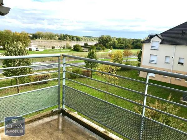 Appartement à louer 2 pièces 47.75m² Bourges (18000)