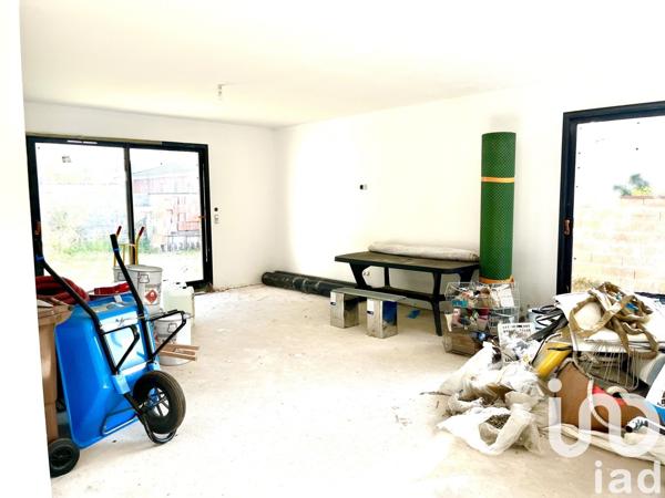 Maison 4 pièces de 260 m² à Saint-Loubès (33450)