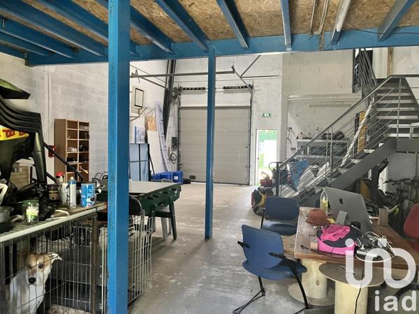 Maison 4 pièces de 260 m² à Saint-Loubès (33450)