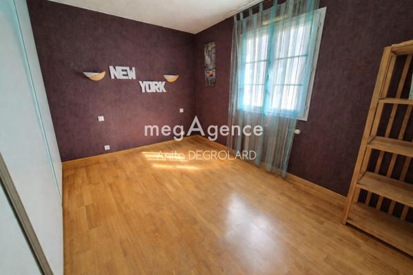 Maison à LA ROCHE-SUR-YON, 85000 - 5 pièces 141m²