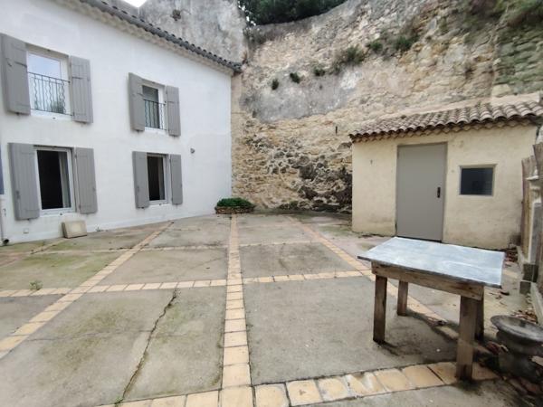 Orange (84100) DUPLEX 3 CHAMBRES 120 M² AVEC TERRASSE 60 M²