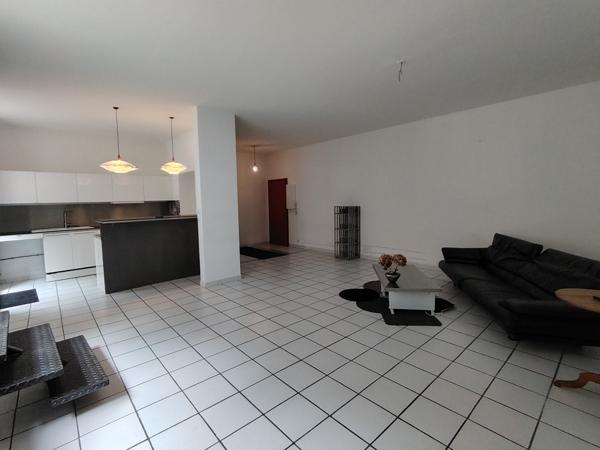 Orange (84100) DUPLEX 3 CHAMBRES 120 M² AVEC TERRASSE 60 M²