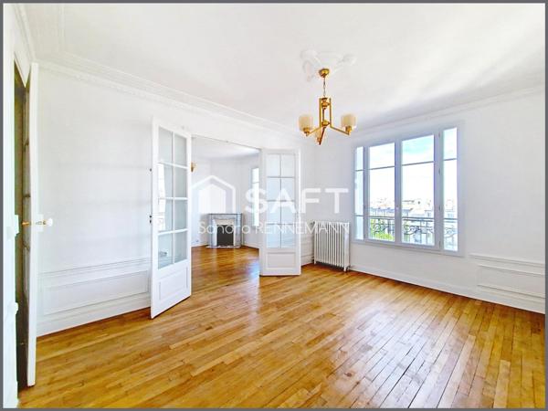 BECON, CHARME de l ANCIEN, DERNIER ETAGE.