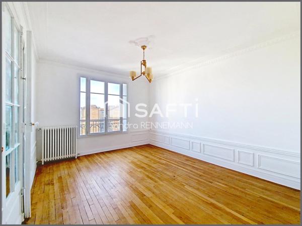 BECON, CHARME de l ANCIEN, DERNIER ETAGE.