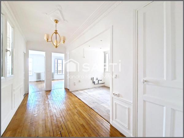 BECON, CHARME de l ANCIEN, DERNIER ETAGE.