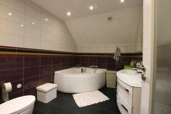 Maison de 5 pièces 3 chambres limite Antony