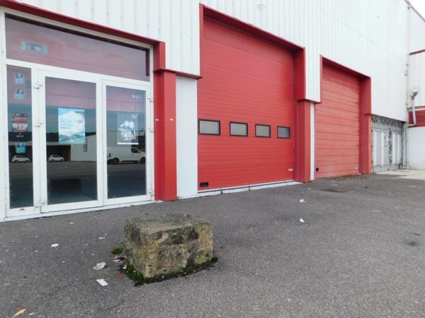 Dpt Meurthe et Moselle (54), à louer MAXEVILLE Entrepots et Bureaux 564 m2