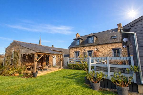 Maison à vendre proche de GORRON (53)maison en pierre 3 chambres sur terrain 730 m2