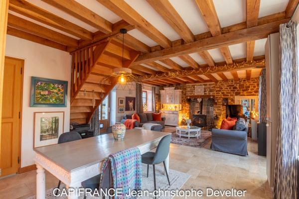 Maison à vendre proche de GORRON (53)maison en pierre 3 chambres sur terrain 730 m2