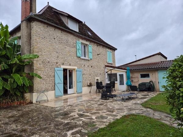 Maison Biars Sur Cere 5 pièce(s) 130 m2
