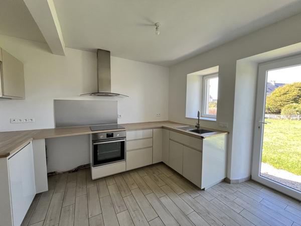 Maison à louer 1 100 € CC Roscoff 5 p 107 m² DPE C