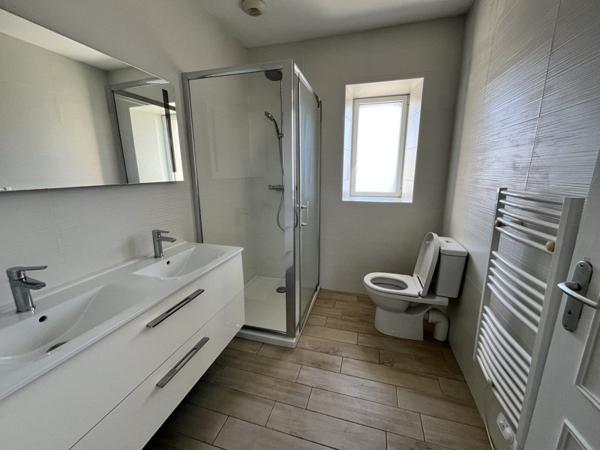Maison à louer 1 100 € CC Roscoff 5 p 107 m² DPE C