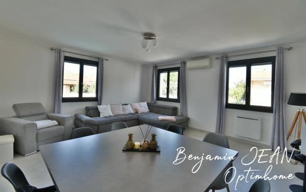 À vendre – Maison de plain-pied entièrement rénovée avec piscine – Sérignan (34)