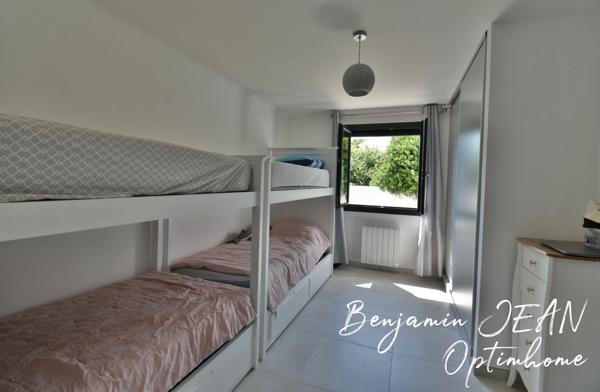 À vendre – Maison de plain-pied entièrement rénovée avec piscine – Sérignan (34)
