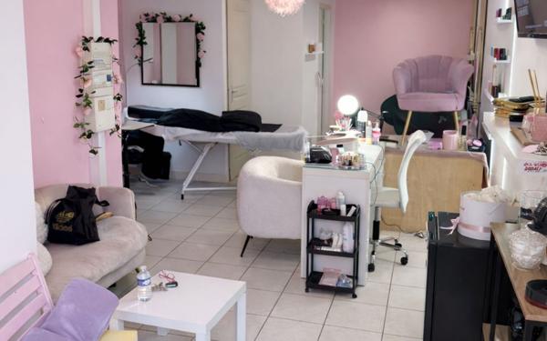 Immeuble à vendre    4 pièces •  Romans-sur-Isère