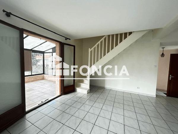 Location Maison 4 pièces 140.5 m² - 309 RUE DES PHILY Craponne 69290