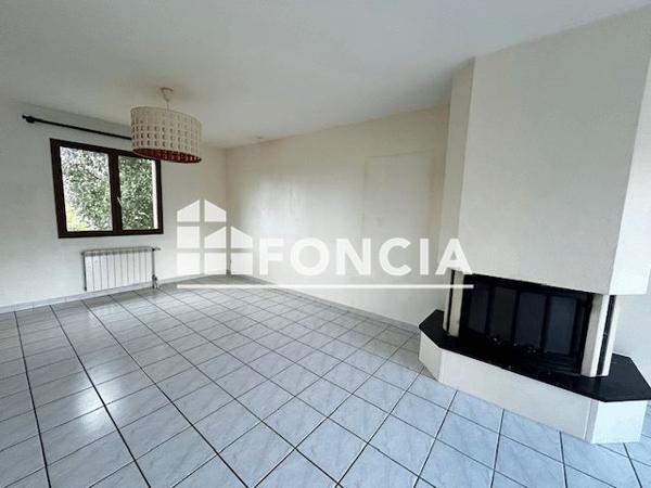 Location Maison 4 pièces 140.5 m² - 309 RUE DES PHILY Craponne 69290