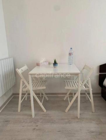 Dpt Finistère (29), à vendre QUIMPER centre - Appartement studio meublé 17 m² habitable.