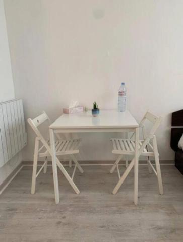 Dpt Finistère (29), à vendre QUIMPER centre - Appartement studio meublé 17 m² habitable.