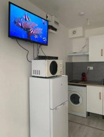 Dpt Finistère (29), à vendre QUIMPER centre - Appartement studio meublé 17 m² habitable.