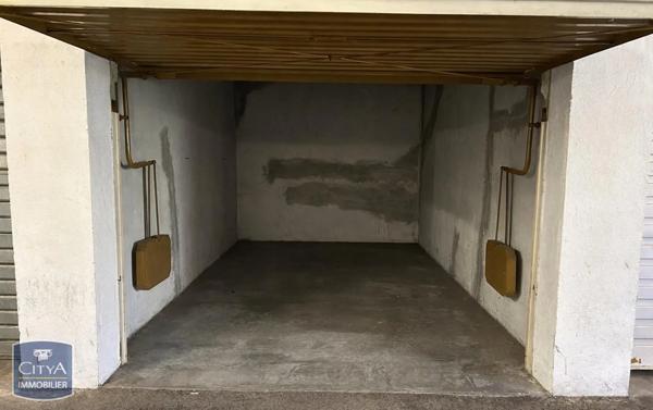 Parking à vendre 17m²