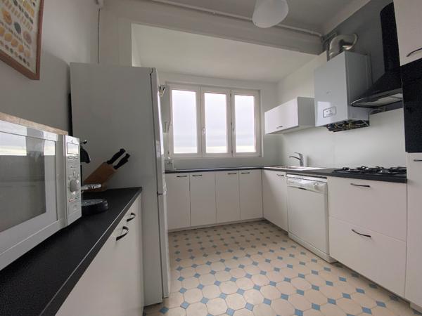 NANTES – RUE FELIBIEN – Appartement T3 meublé au dernier étage avec ascenseur