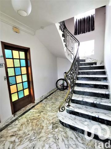 Maison traditionnelle 8 pièces de 170 m² à Pabu (22200)