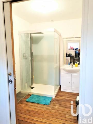 Maison traditionnelle 8 pièces de 170 m² à Pabu (22200)