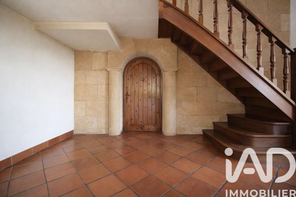 Maison à vendre 5 pièces 220 m² Auriol
