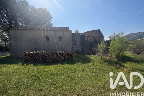 Maison à vendre 5 pièces 220 m² Auriol