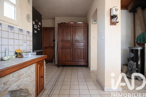 Maison à vendre 5 pièces 220 m² Auriol