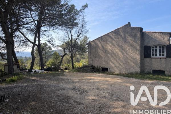 Maison à vendre 5 pièces 220 m² Auriol