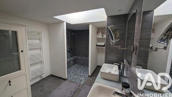 Maison à vendre 10 pièces 360 m² L'Isle-sur-la-Sorgue