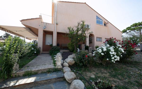 Maison à vendre    5 pièces • 150 m2 Saint-Féliu-d'Avall