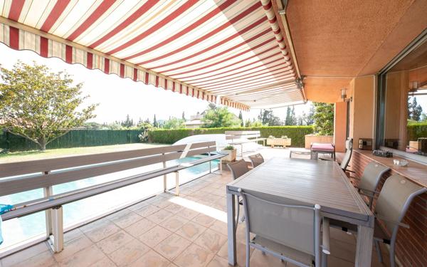 Maison à vendre    5 pièces • 150 m2 Saint-Féliu-d'Avall