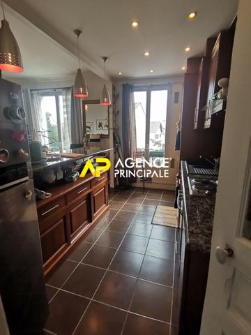 Appartement Bezons 2 pièce(s) 43.45 M2. €199 000 ** - Référence 4458