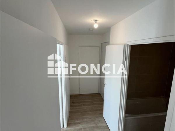 Location Appartement 3 pièces 60.54 m² - RESIDENCE QUARTUS 1 à 5 route d'Orléans, 2 et 4 chemin des Poutils Montlhery 91310