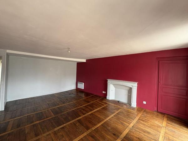 Appartement T4 à louer - 88 m² (réf : 528406)