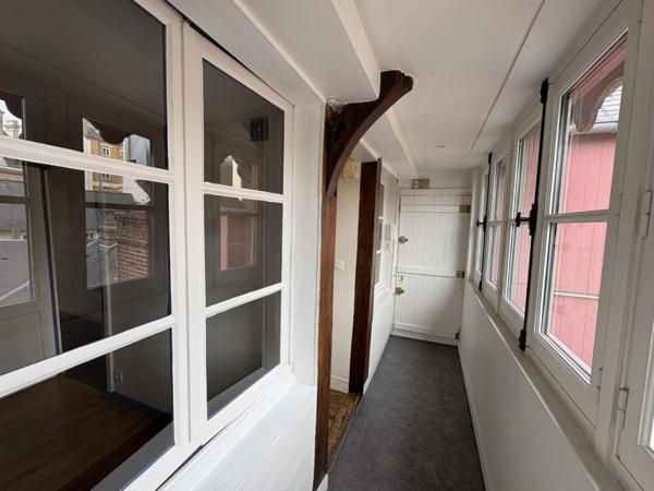 Appartement T4 à louer - 88 m² (réf : 528406)
