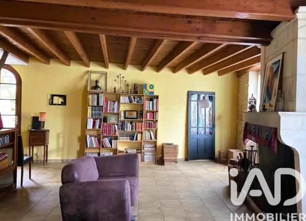 Maison à vendre 7 pièces 185 m² Fontaine-Chalendray