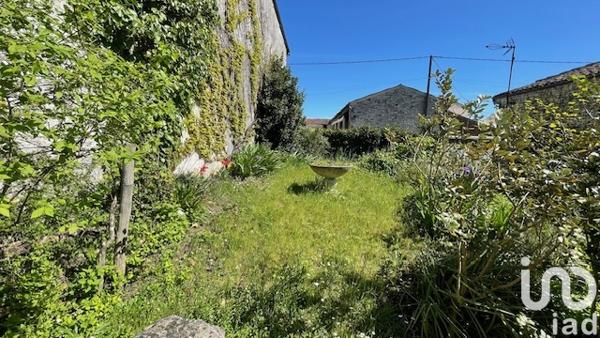Maison à vendre 7 pièces 185 m² Fontaine-Chalendray