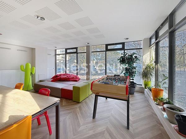 Studio avec Bail commercial Fort Centre - 69500 BRON