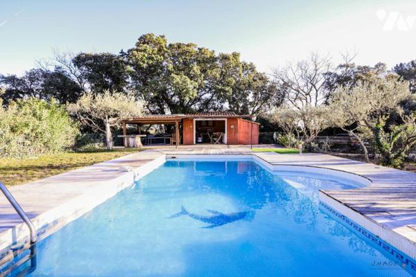 Propriété de 10 pièces à Puget Ville 