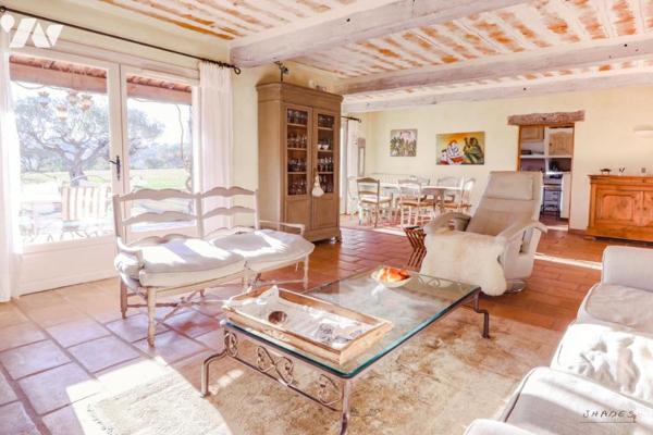 Propriété de 10 pièces à Puget Ville 