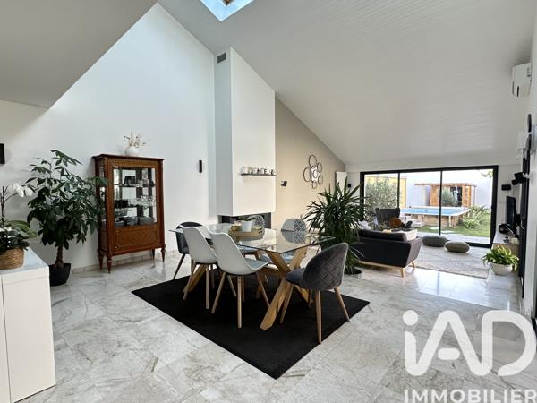 Maison à vendre 8 pièces 200 m² Machecoul-Saint-Même