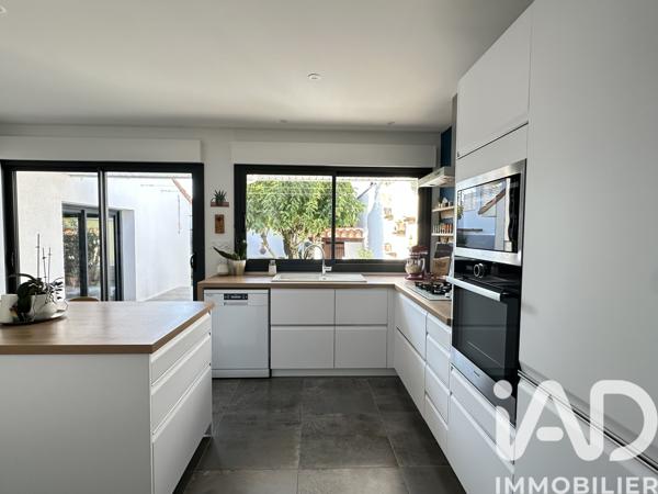 Maison à vendre 8 pièces 200 m² Machecoul-Saint-Même
