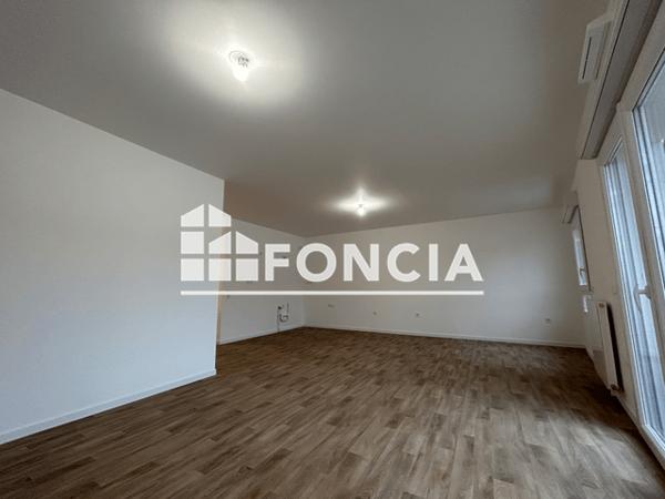 Location Appartement 4 pièces 83.5 m² - 9 RUE ALFRED CHANGENET Chenove 21300