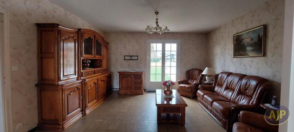 Vente maison Saint Jean D Illac : 419 000 € - AJP Immobilier Martignas-sur-Jalle