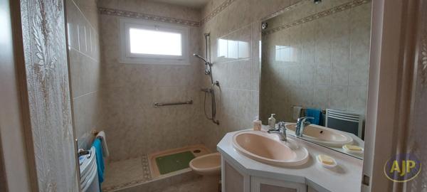 Vente maison Saint Jean D Illac : 419 000 € - AJP Immobilier Martignas-sur-Jalle