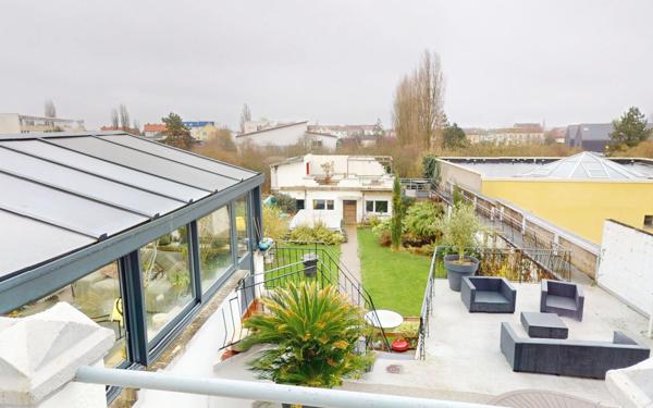 Maison à vendre    10 pièces • 464 m2 Jarny